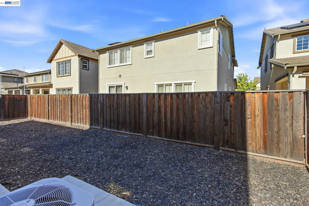 182 Willowrun Way Oakley CA 94561