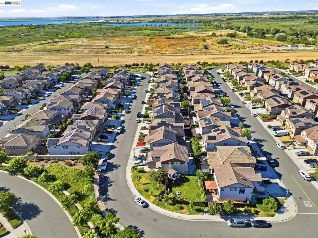 182 Willowrun Way Oakley CA 94561