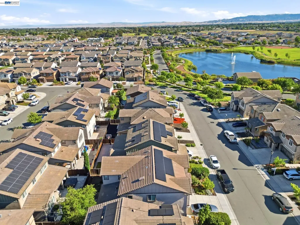 182 Willowrun Way Oakley CA 94561