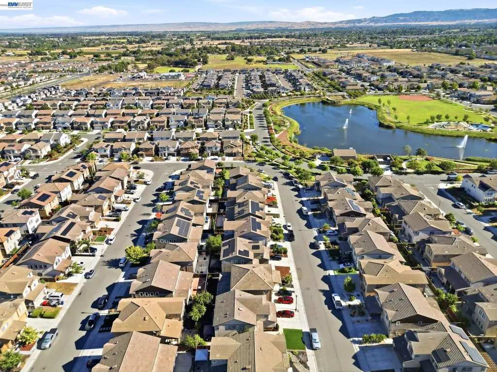 182 Willowrun Way Oakley CA 94561