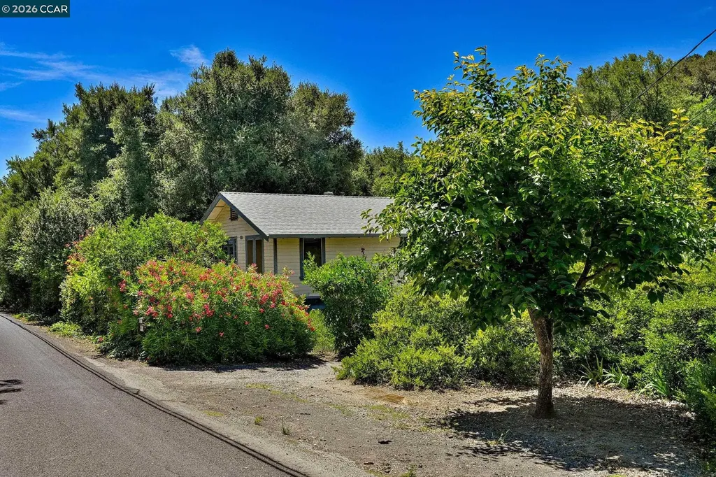 5455 Alhambra Valley Road Martinez CA 94553