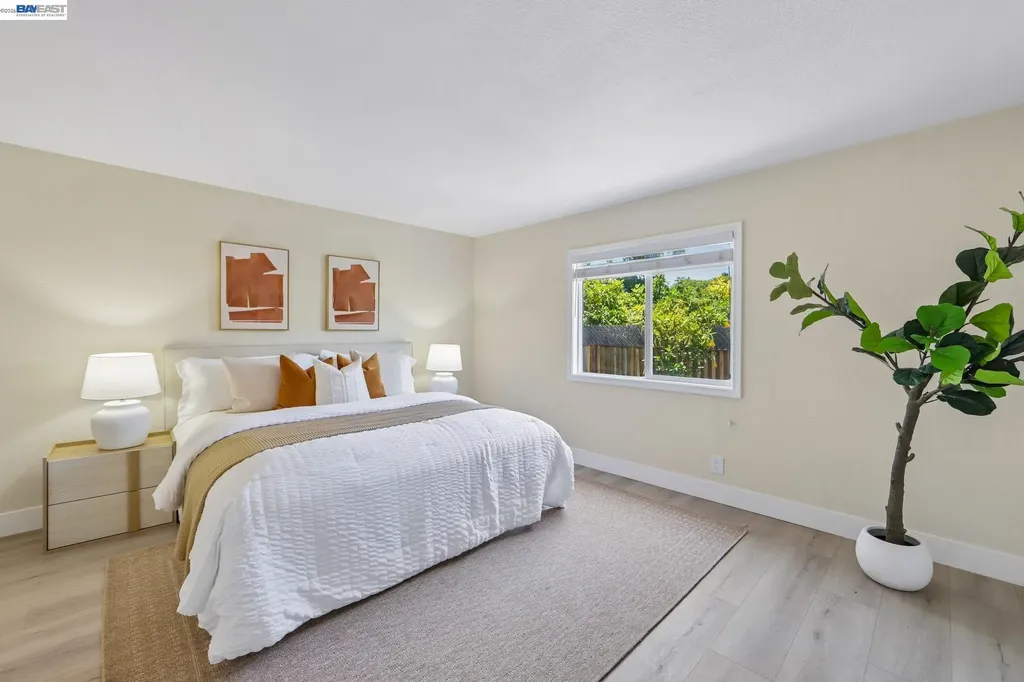 33741 12th Street Union City CA 94587