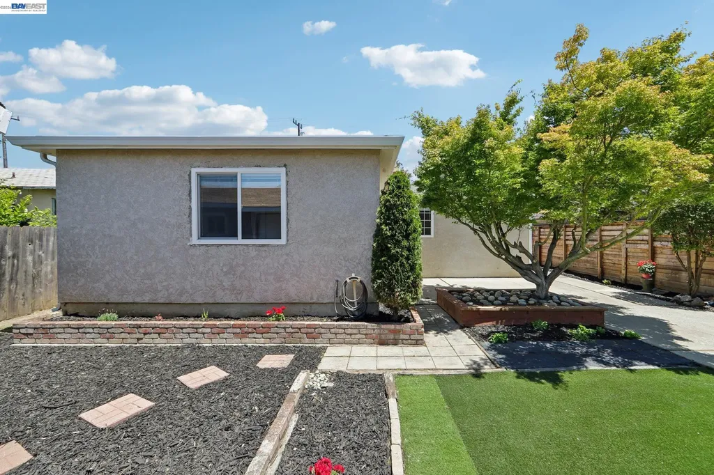 33741 12th Street Union City CA 94587