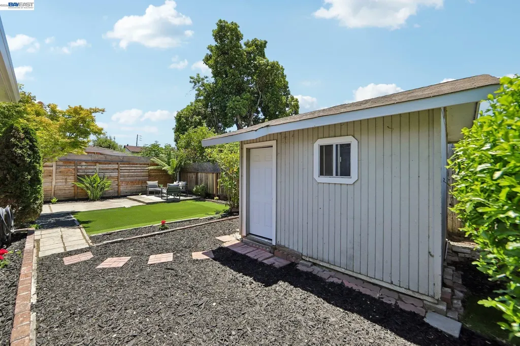 33741 12th Street Union City CA 94587