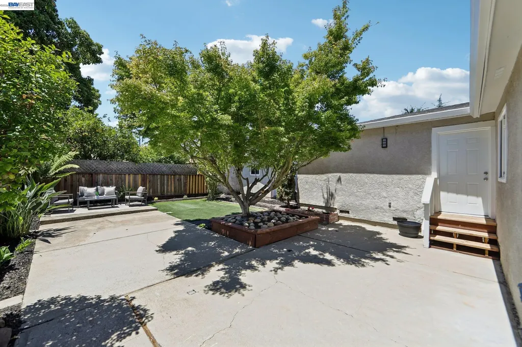 33741 12th Street Union City CA 94587
