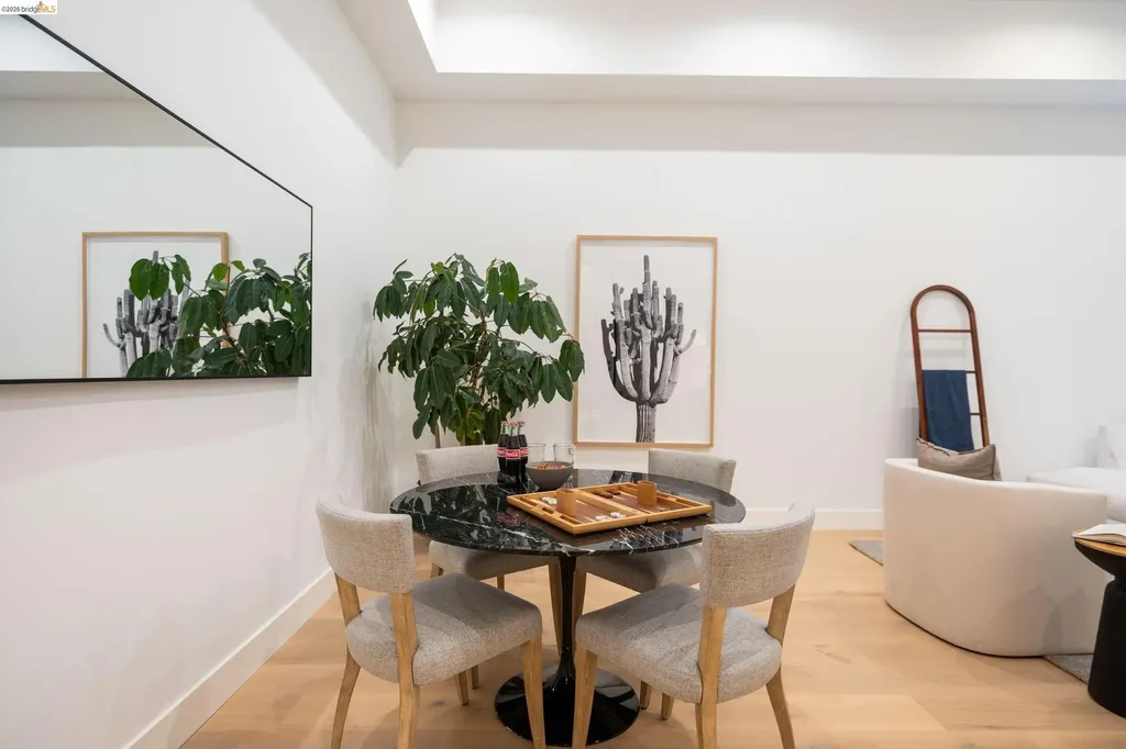 1667 Trestle Glen Road Oakland CA 94610