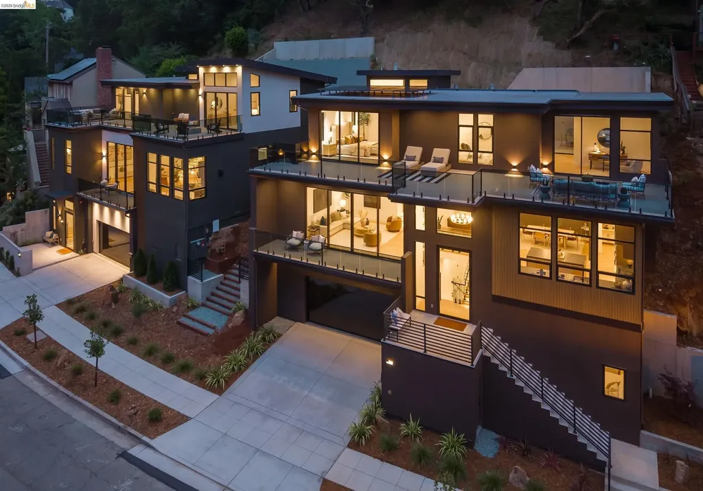 1667 Trestle Glen Road Oakland CA 94610