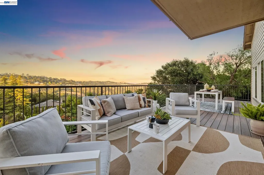 5028 Crystal Ridge Court Oakland CA 94605