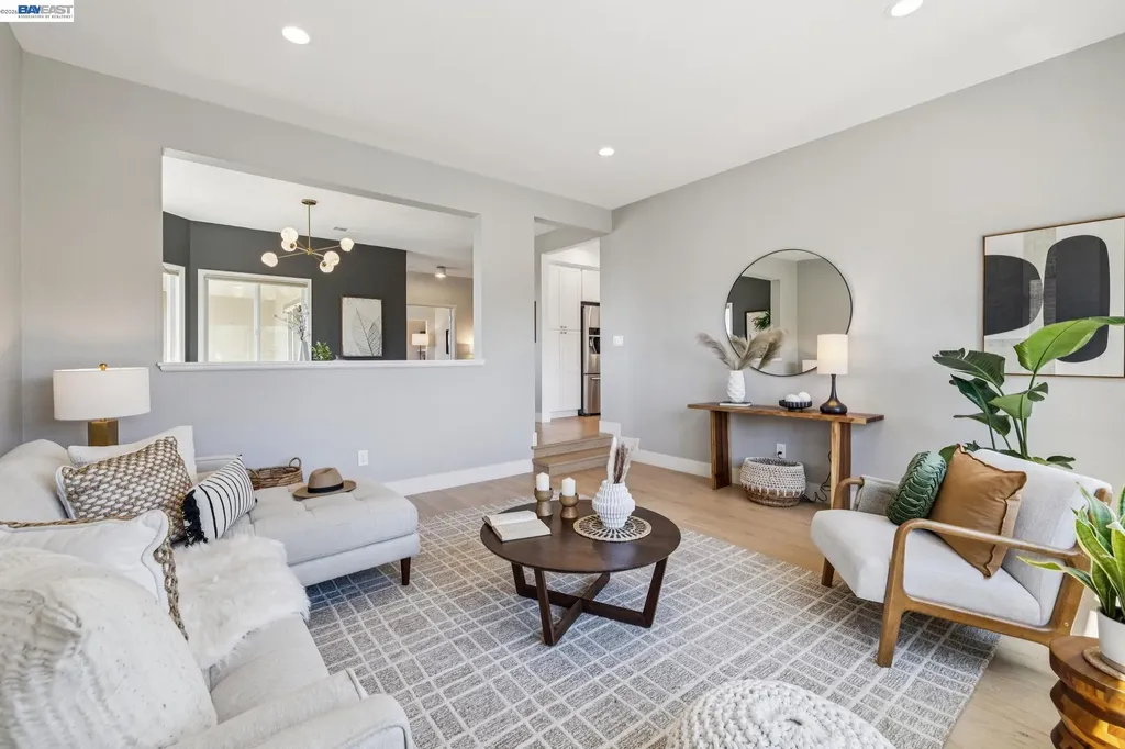 5028 Crystal Ridge Court Oakland CA 94605