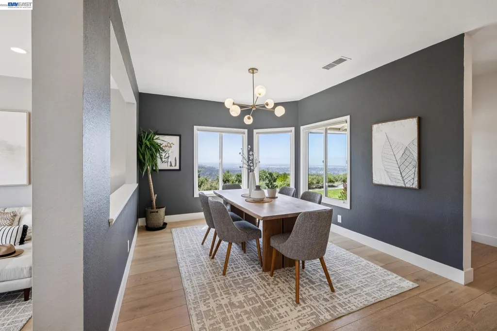 5028 Crystal Ridge Court Oakland CA 94605