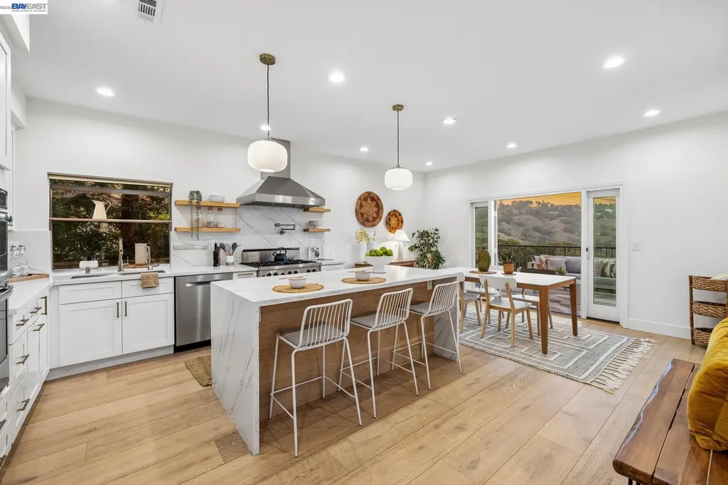 5028 Crystal Ridge Court Oakland CA 94605