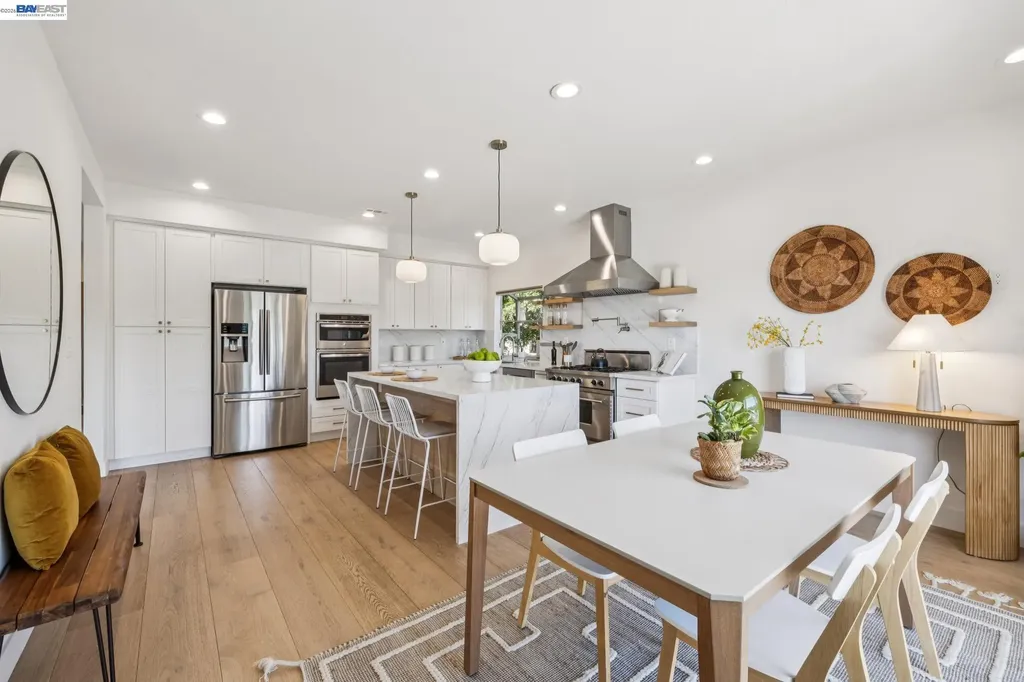 5028 Crystal Ridge Court Oakland CA 94605