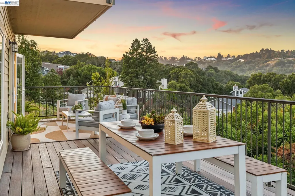 5028 Crystal Ridge Court Oakland CA 94605