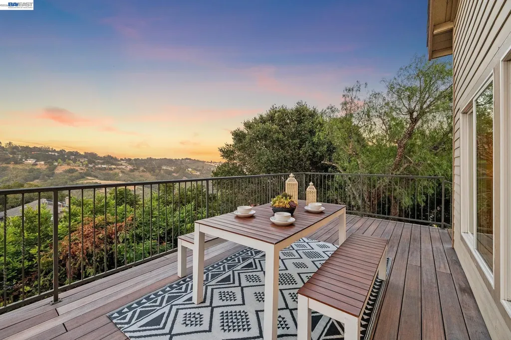 5028 Crystal Ridge Court Oakland CA 94605