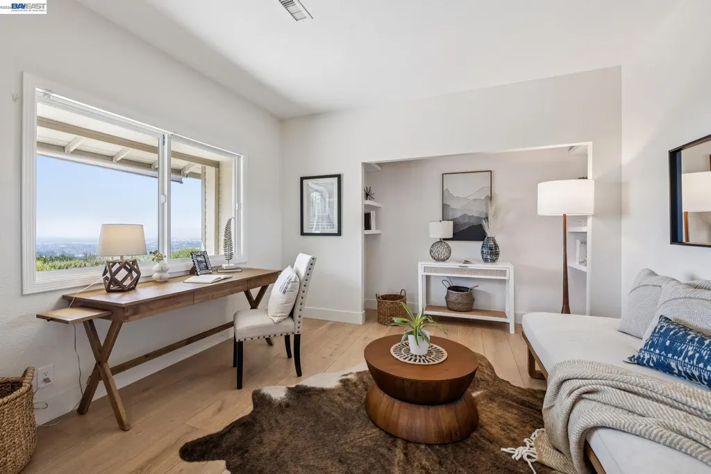 5028 Crystal Ridge Court Oakland CA 94605
