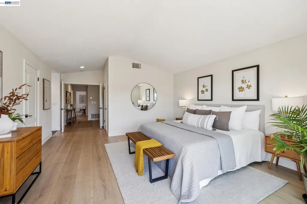 5028 Crystal Ridge Court Oakland CA 94605