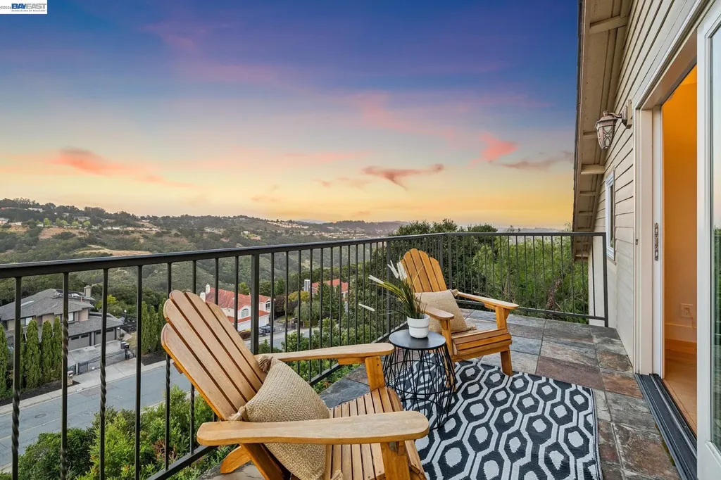 5028 Crystal Ridge Court Oakland CA 94605