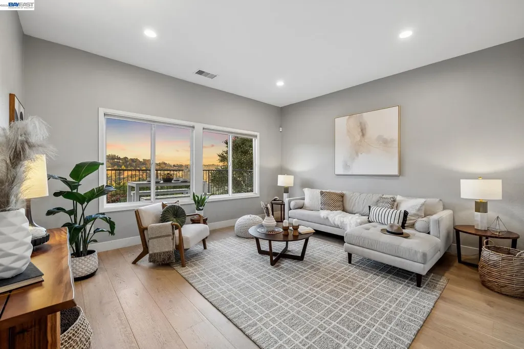 5028 Crystal Ridge Court Oakland CA 94605
