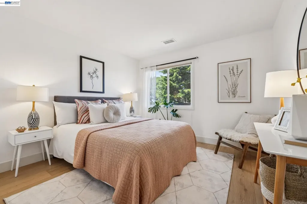 5028 Crystal Ridge Court Oakland CA 94605