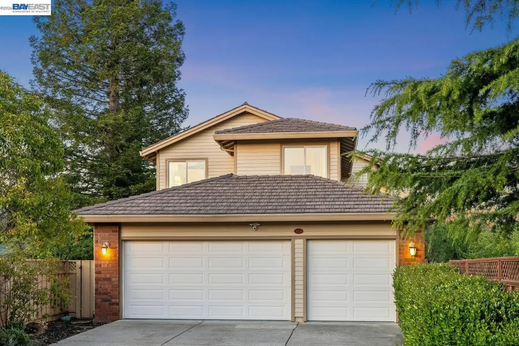 5028 Crystal Ridge Court Oakland CA 94605