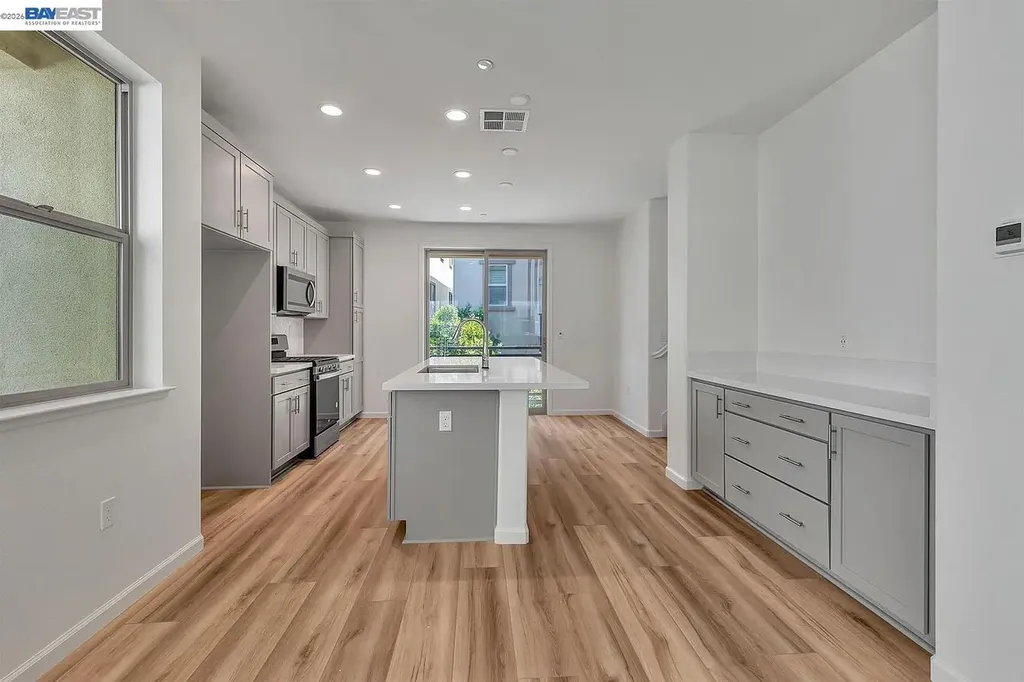 2817 Poipu Common Livermore CA 94550