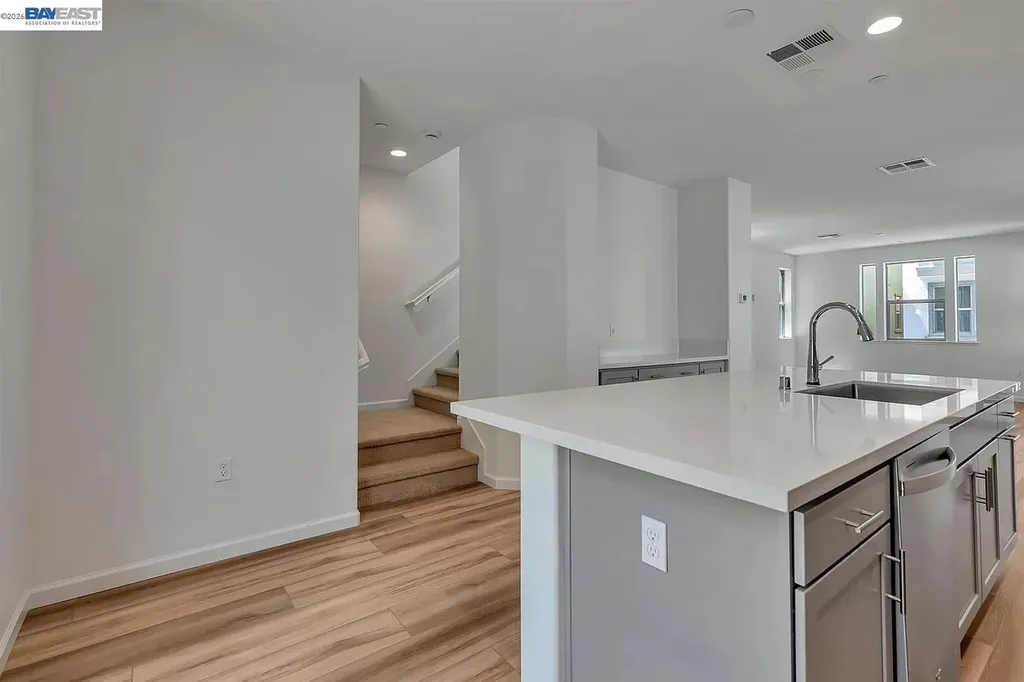 2817 Poipu Common Livermore CA 94550