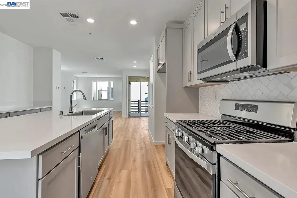 2817 Poipu Common Livermore CA 94550