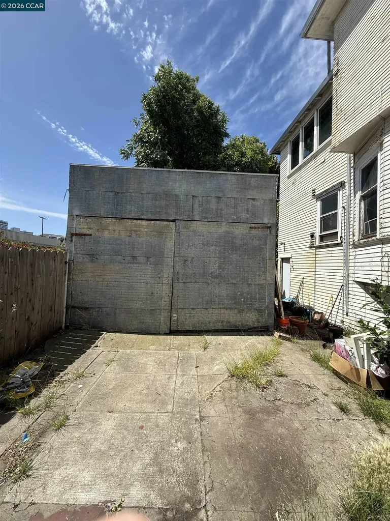 515 28th Street Oakland CA 94609
