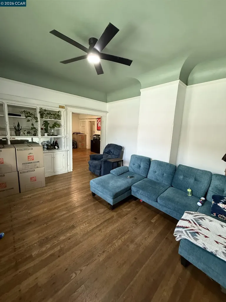 515 28th Street Oakland CA 94609