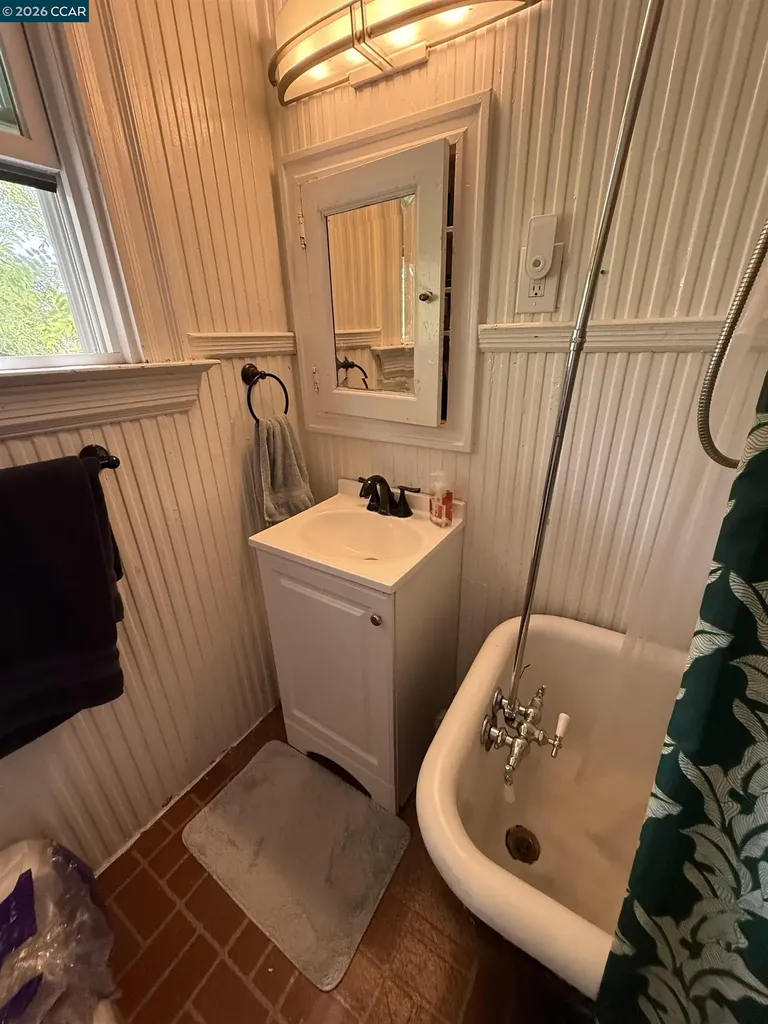515 28th Street Oakland CA 94609