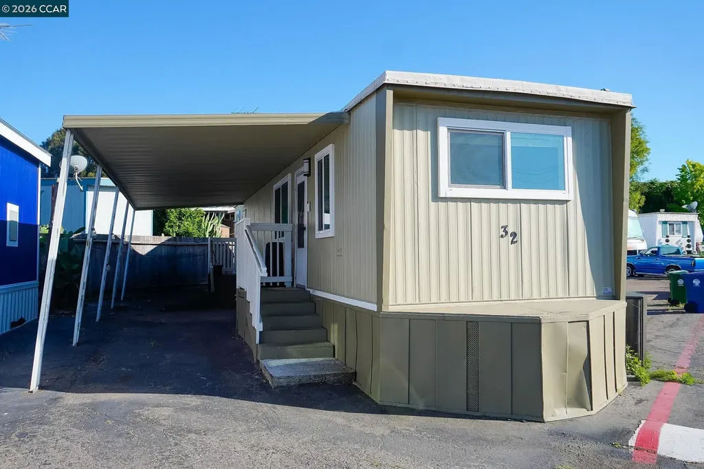 3875 Castro Valley Boulevard Castro Valley CA 94546