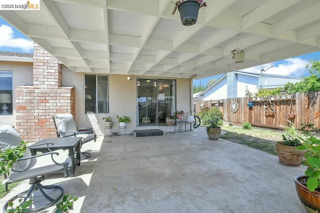 979 Walnut Drive Oakley CA 94561