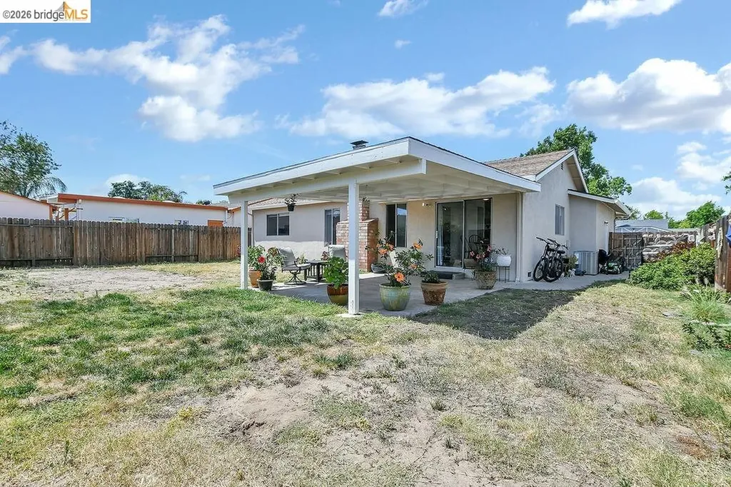979 Walnut Drive Oakley CA 94561
