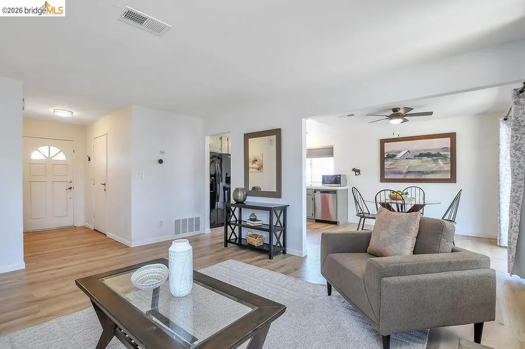 979 Walnut Drive Oakley CA 94561