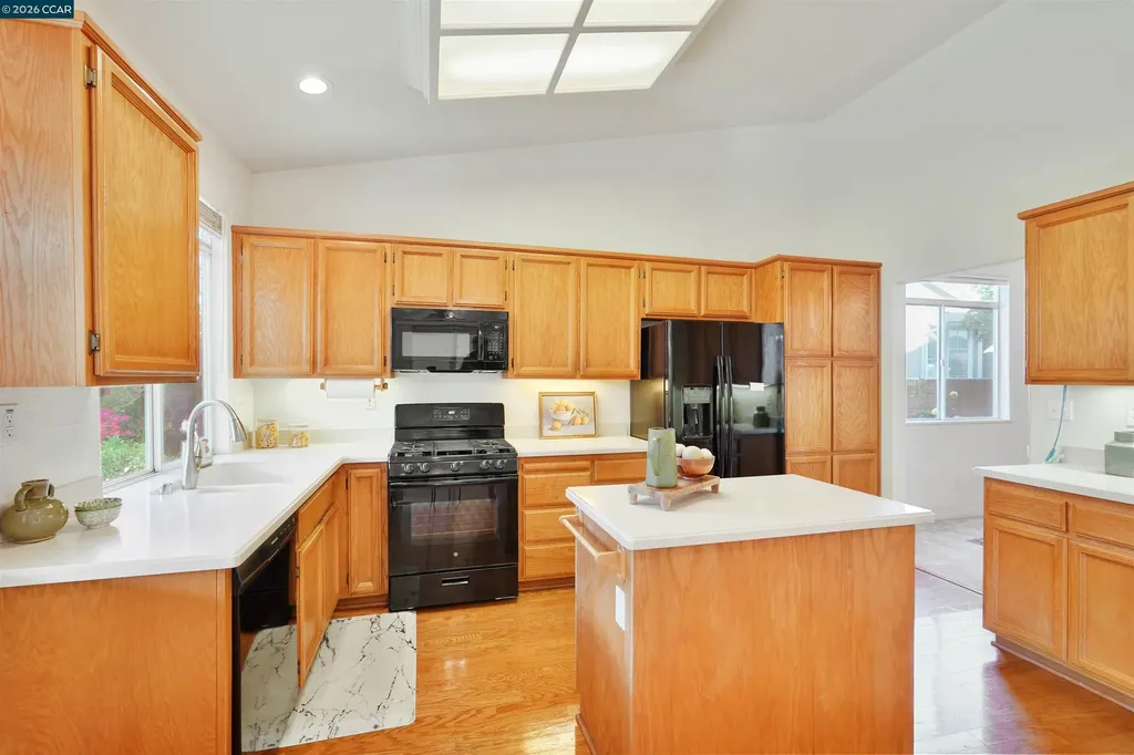 287 Mandarin Circle Vacaville CA 95687
