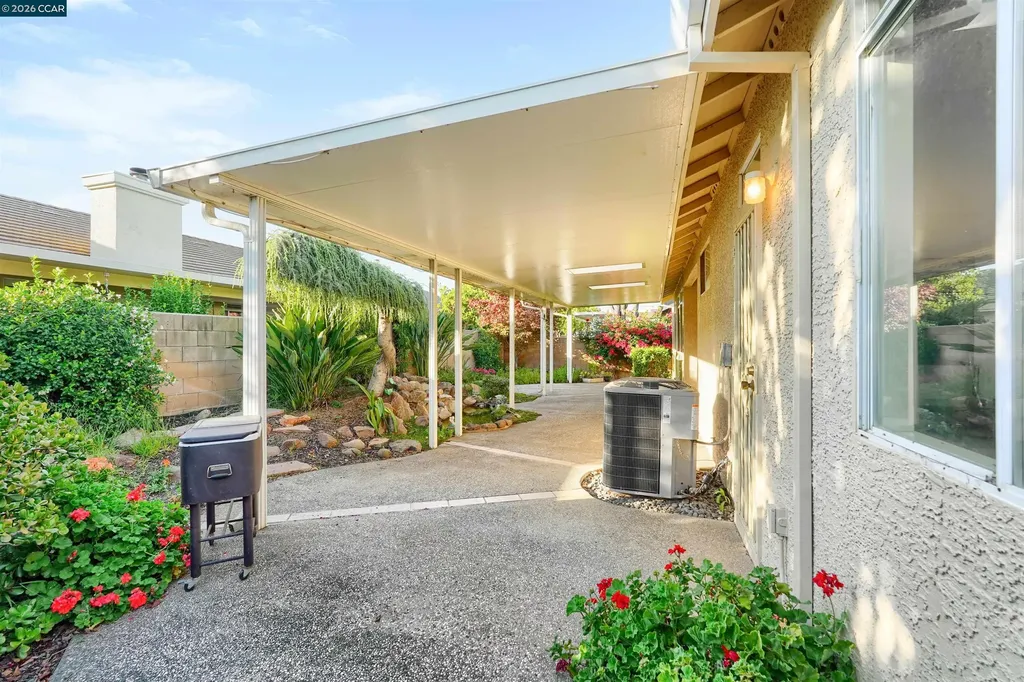 287 Mandarin Circle Vacaville CA 95687