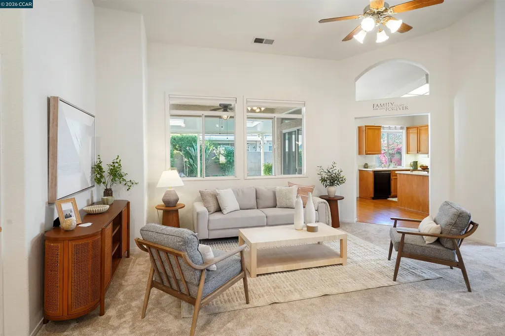 287 Mandarin Circle Vacaville CA 95687