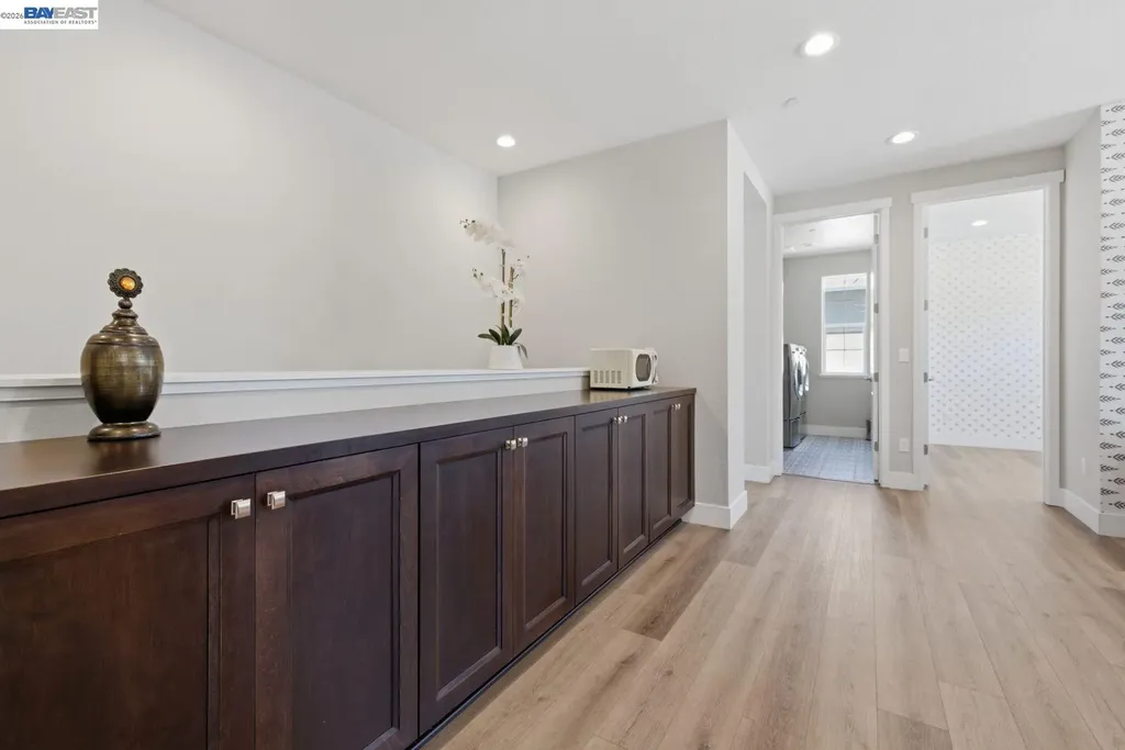37515 Sea Bank Street Newark CA 94560