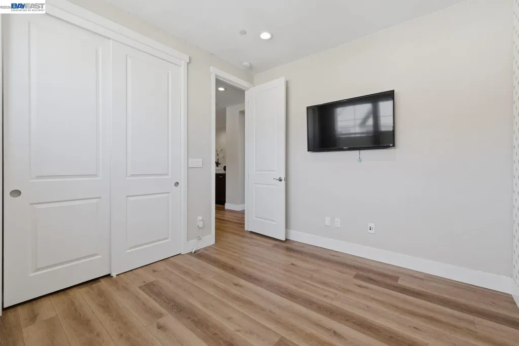 37515 Sea Bank Street Newark CA 94560