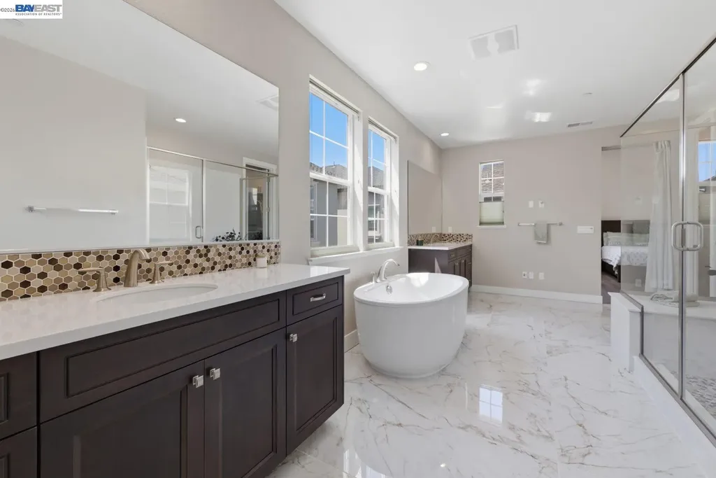 37515 Sea Bank Street Newark CA 94560