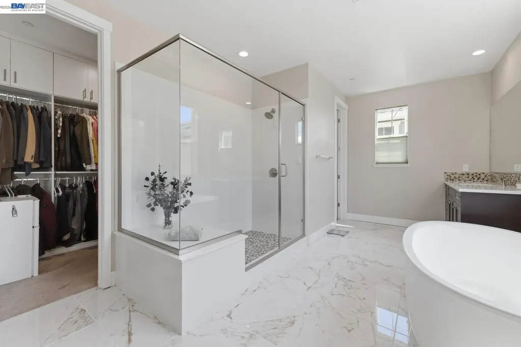 37515 Sea Bank Street Newark CA 94560