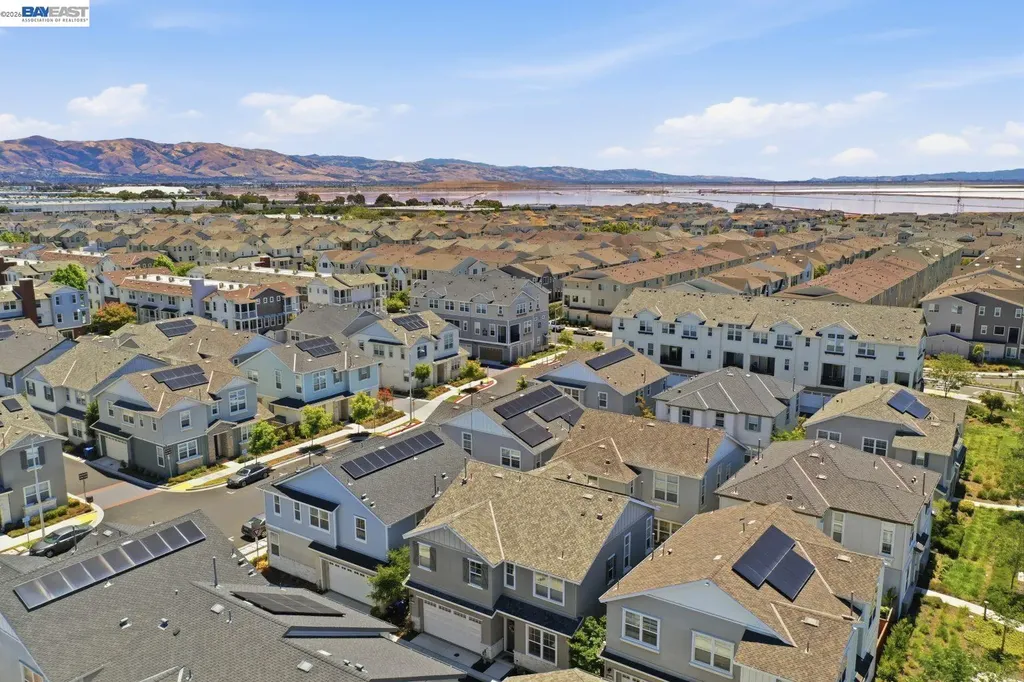 37515 Sea Bank Street Newark CA 94560
