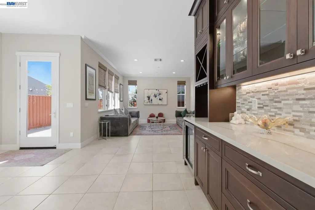 37515 Sea Bank Street Newark CA 94560