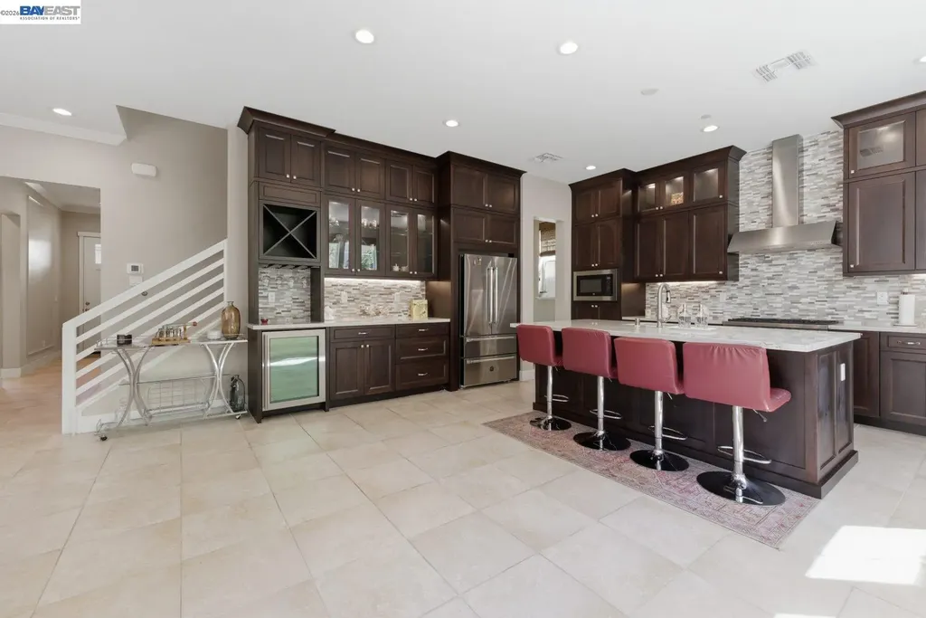 37515 Sea Bank Street Newark CA 94560