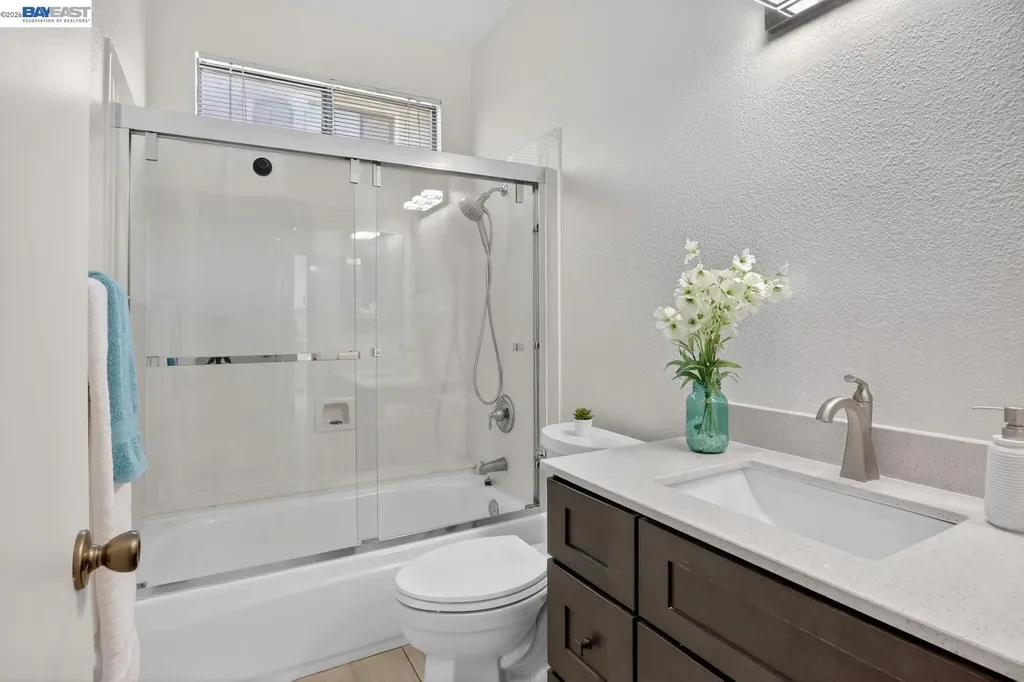6472 Buena Vista Drive Newark CA 94560