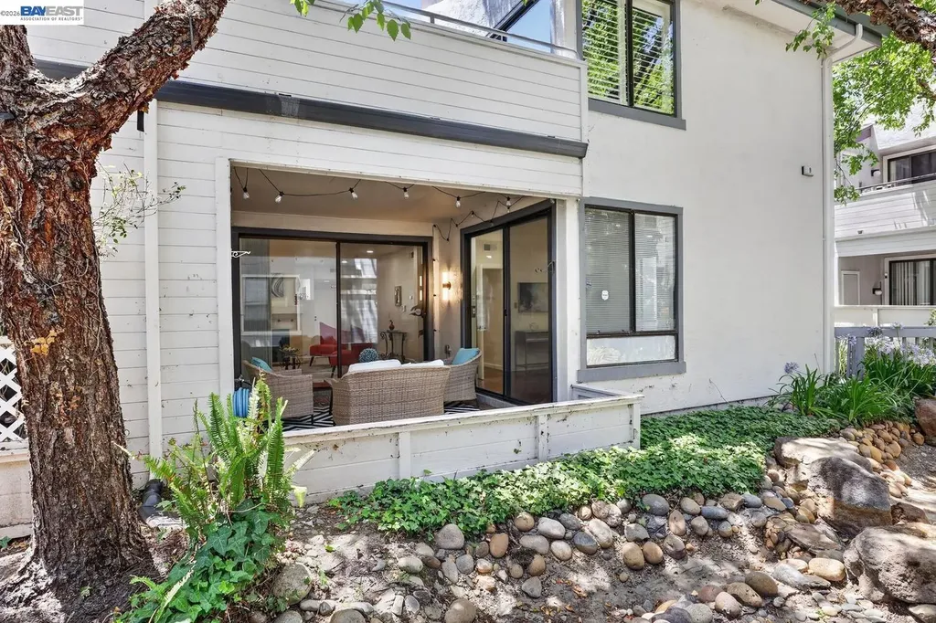 6472 Buena Vista Drive Newark CA 94560