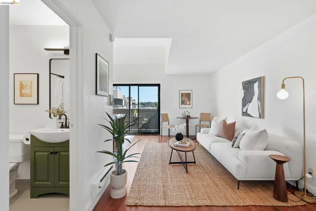 3 Embarcadero Oakland CA 94607