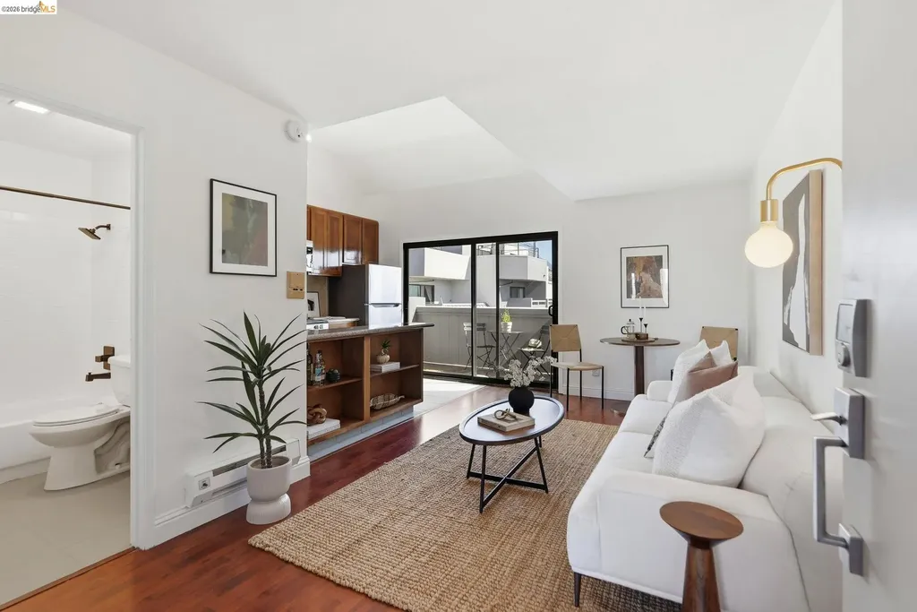 3 Embarcadero Oakland CA 94607