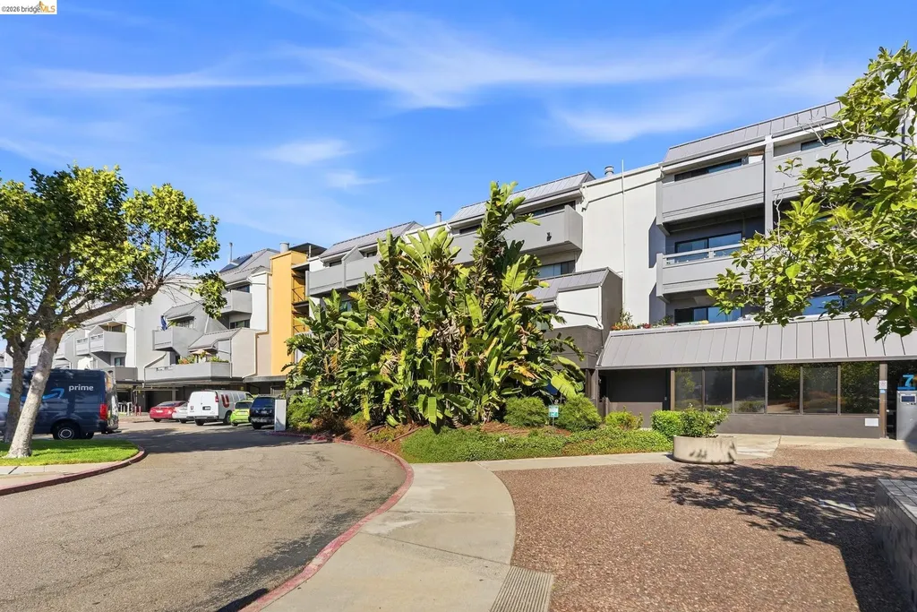 3 Embarcadero Oakland CA 94607