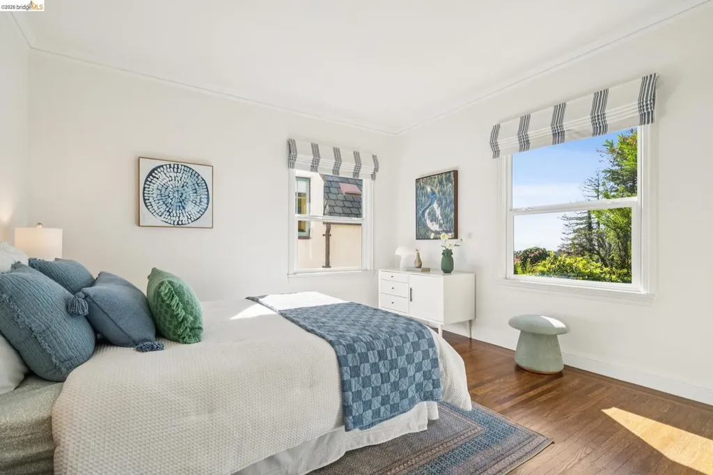 6080 Ocean View Drive Oakland CA 94618